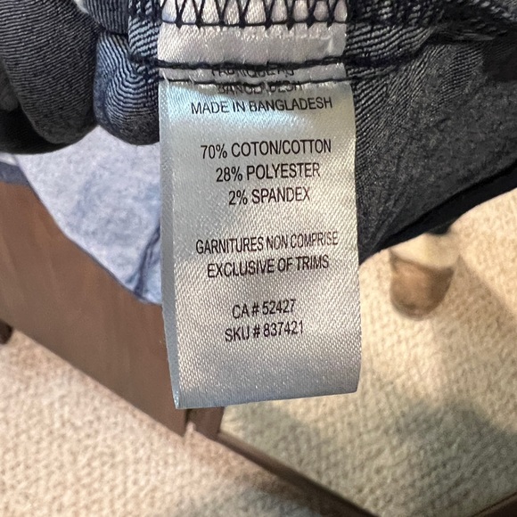 Sleeveless Denim Dress - Picture 6 of 6